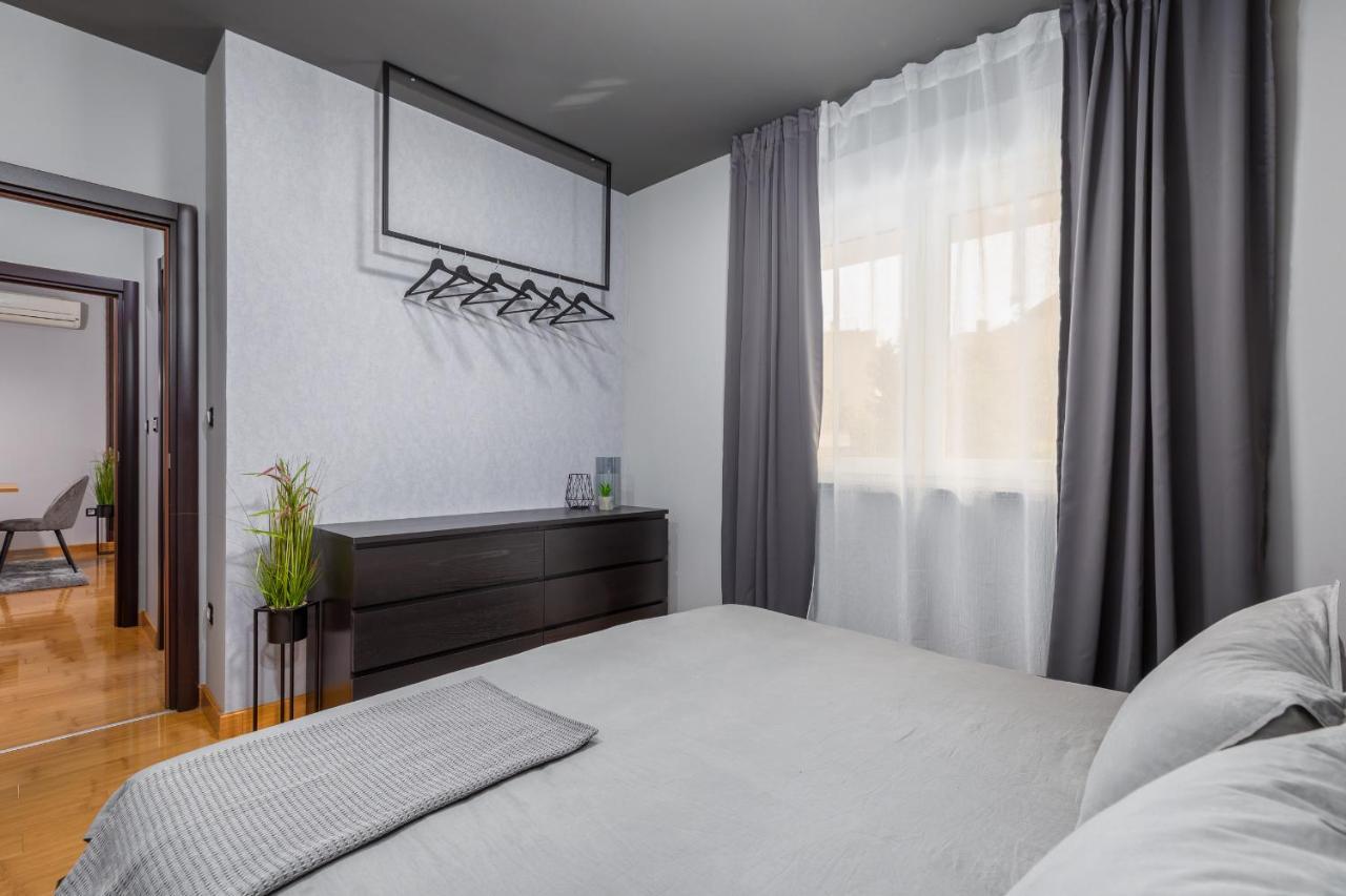 Lux Apartment Teo - New Pula Exteriér fotografie